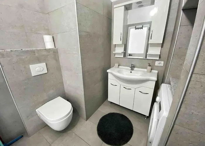 Alain Beachfront With Seaview *