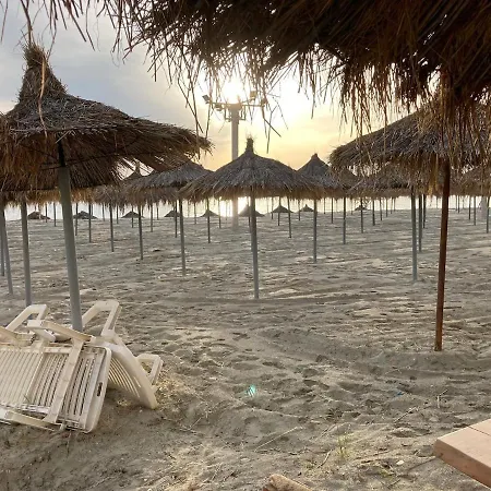 Alain Beachfront With Seaview