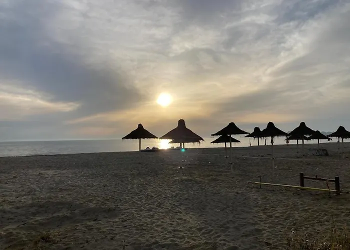Alain Beachfront With Seaview Apartment Durrës